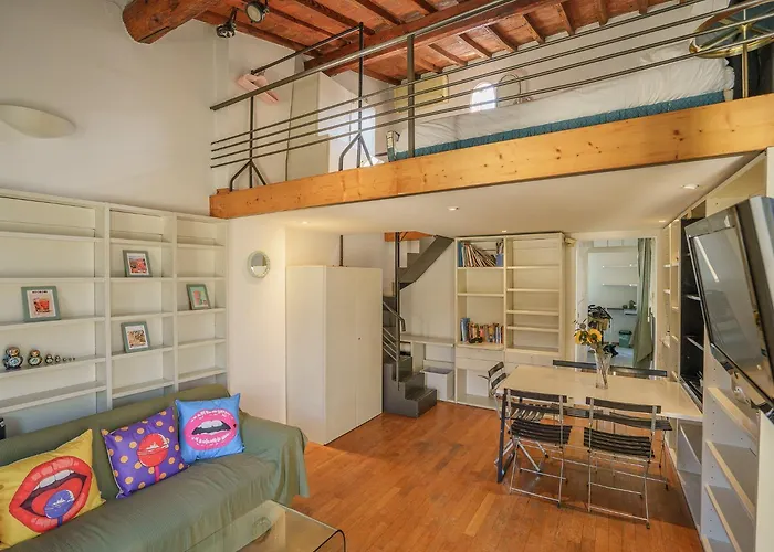 Pretty Apartment Alfani